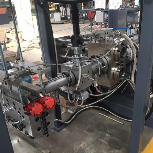 ?？迫垠w泵+雙柱換網器 PET打包帶生產線2